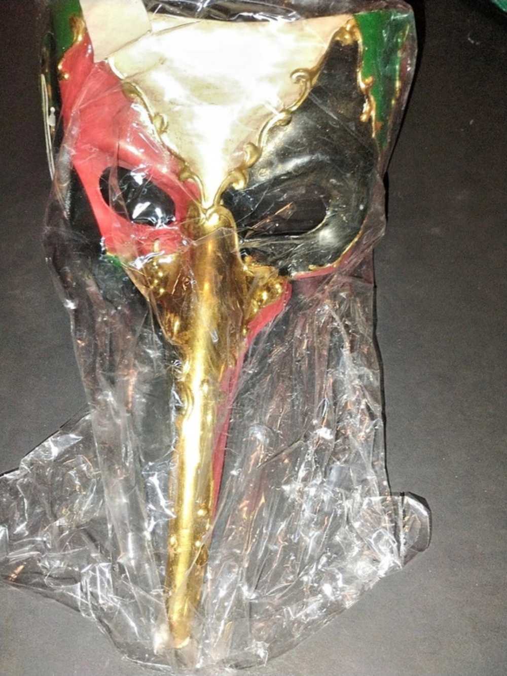 Carnival Mask Red & Black NWT